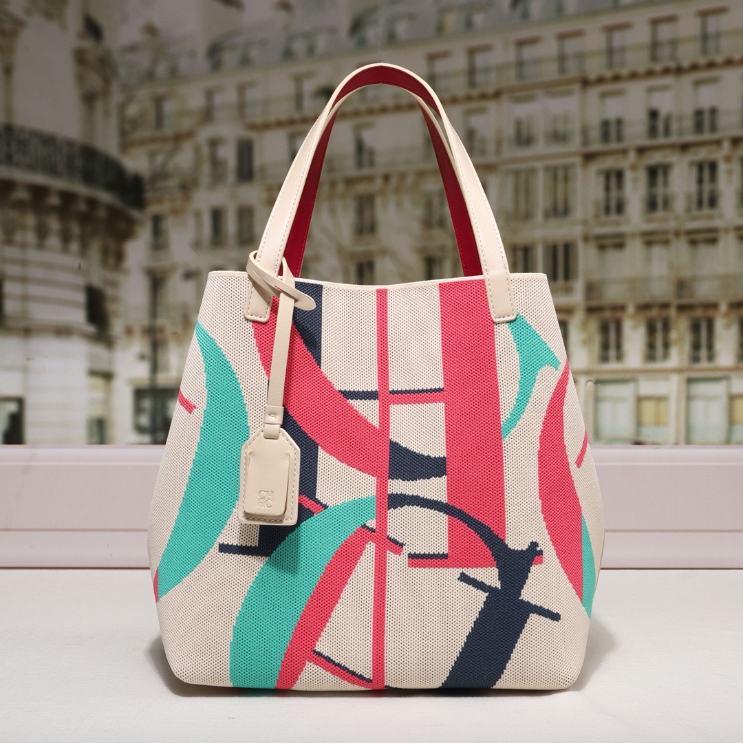 NUOVA Borsa Tote da Donna CH c - Women Bags With Laptop Compartment recensione e prezzo