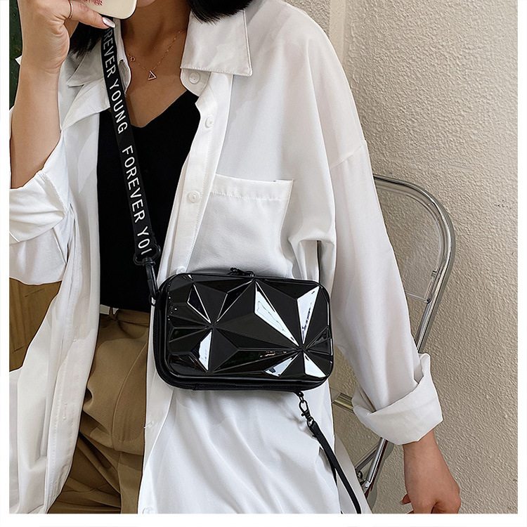 Nuovo PC da 7 pollici Lage Bor - Women'S Elle Bags recensione e prezzo
