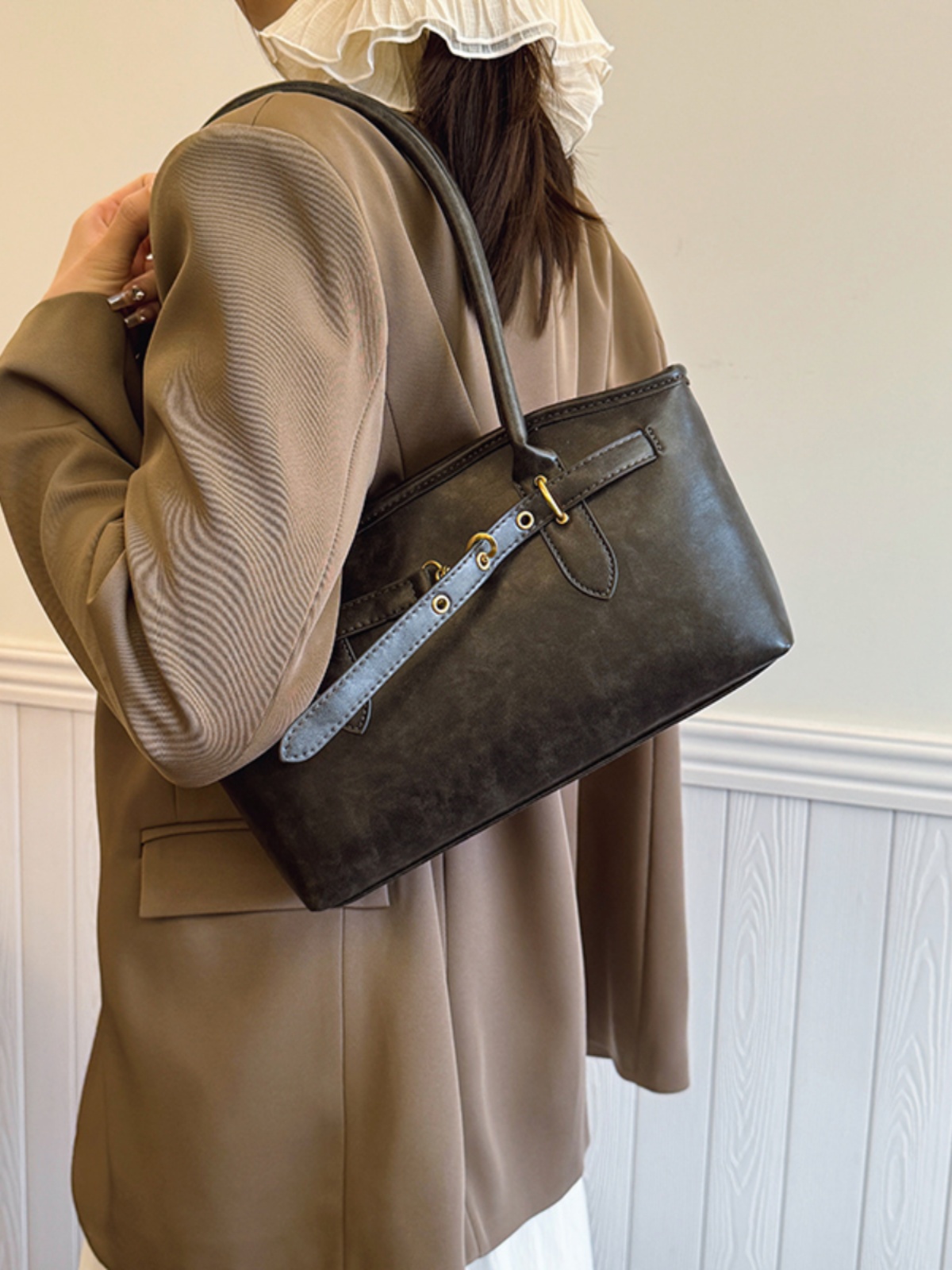 Borsa a tracolla retrò grande  - Women'S Elle Bags recensione e prezzo