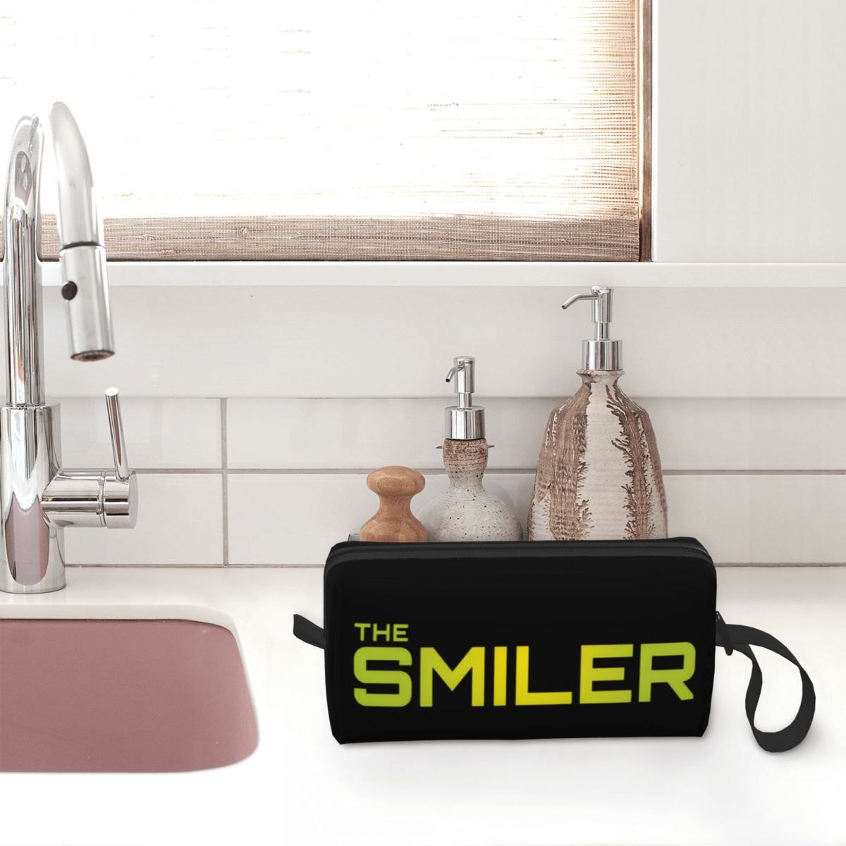 The Smiler Alton Towers Merch  - Women Bags In Uk recensione e prezzo